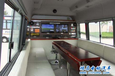 鴻馬電動汽車流動問訪車